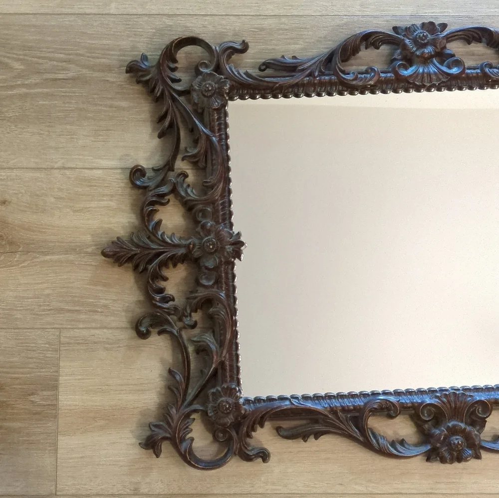 Vintage ornate regal frame wall mirror turner accessories, entryway